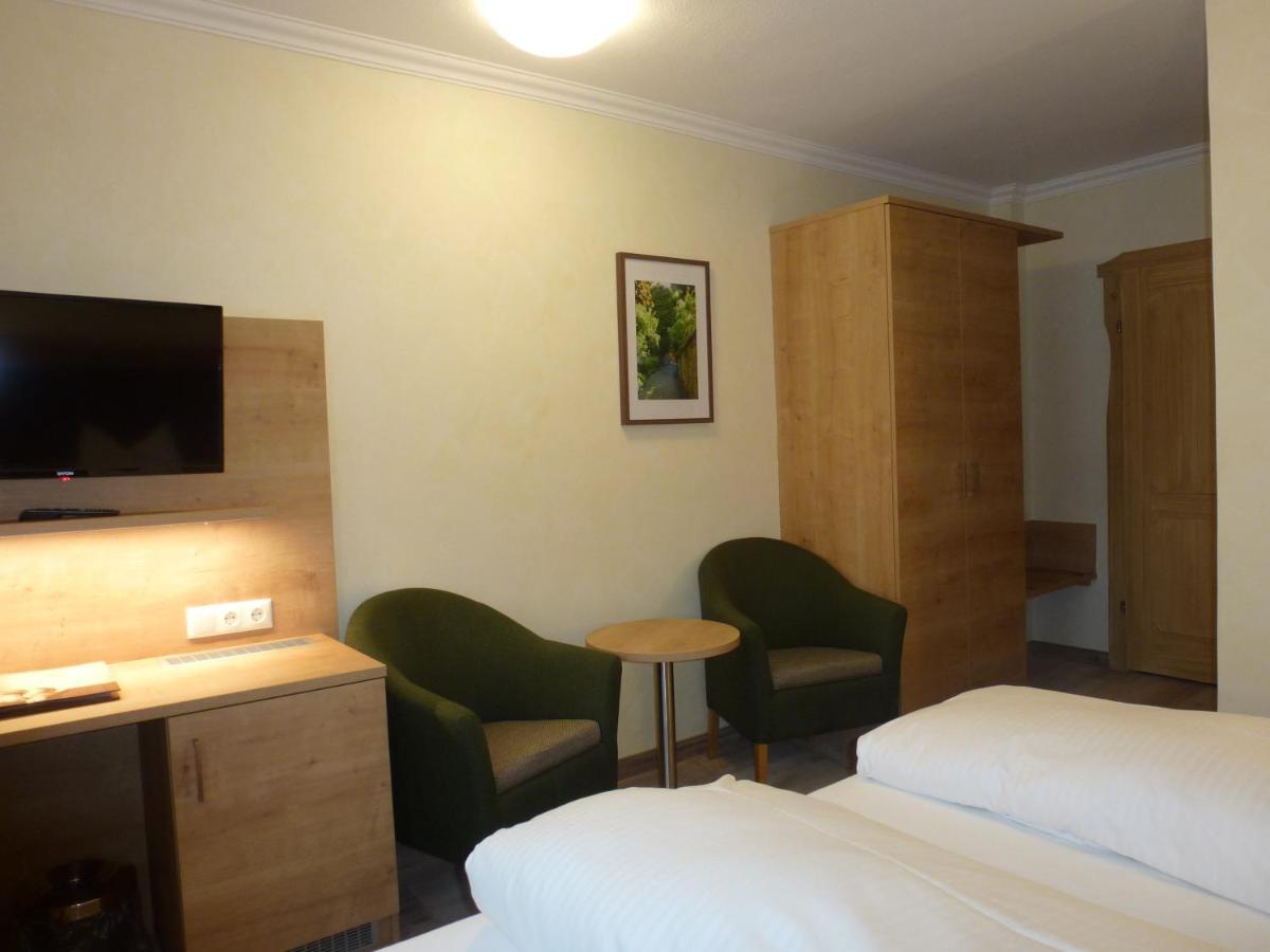 Gasthof Hotel Reif Königstein in der Oberpfalz Esterno foto