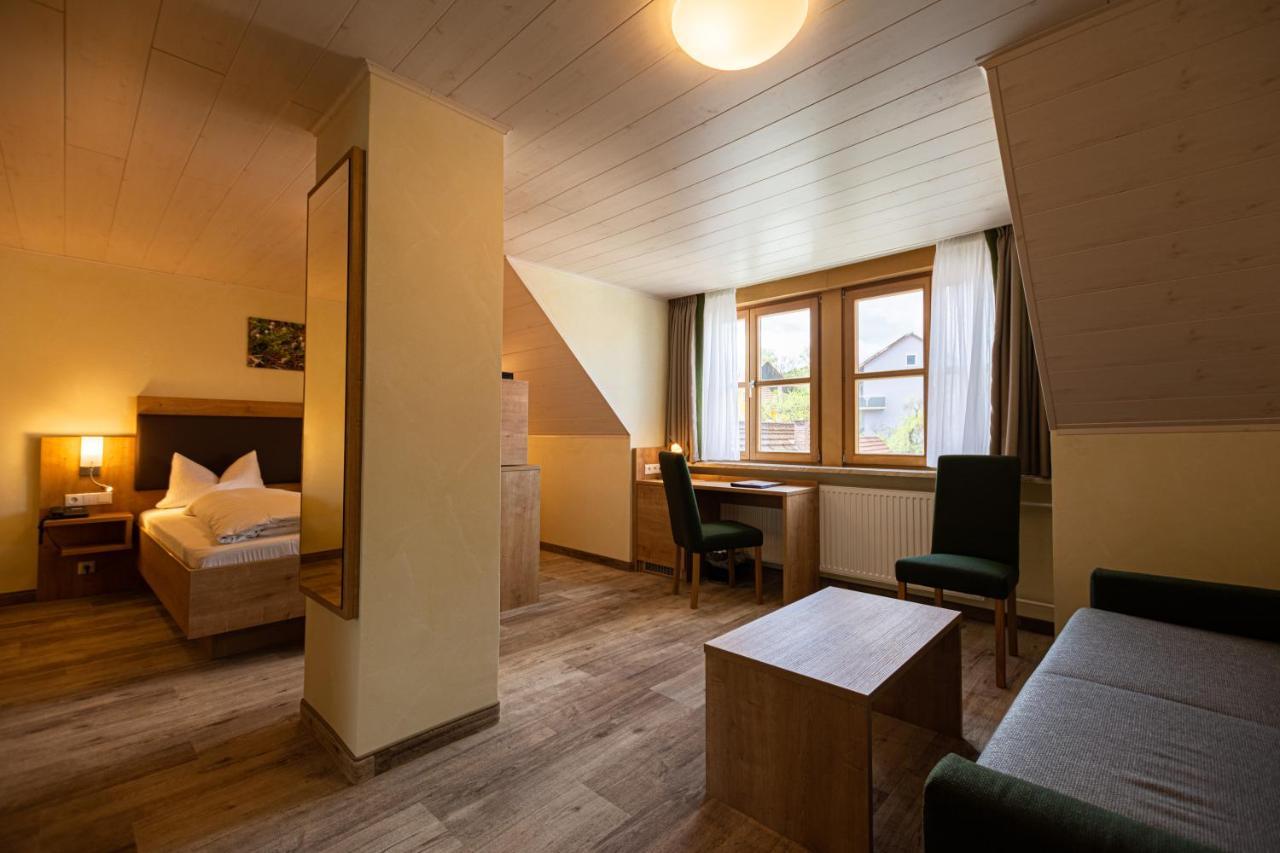 Gasthof Hotel Reif Königstein in der Oberpfalz Esterno foto