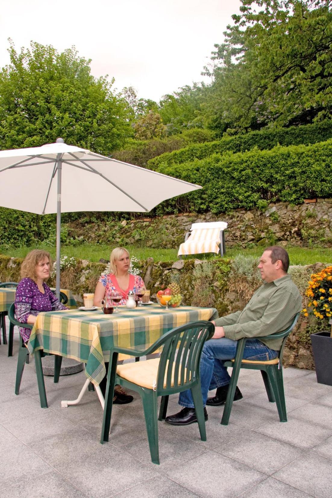 Gasthof Hotel Reif Königstein in der Oberpfalz Esterno foto